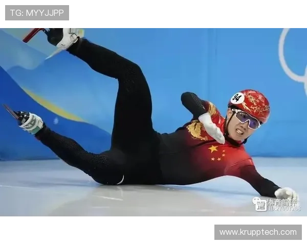 李文龙回应加选手推人争议风波 李文龙回应加选手推人争议风波